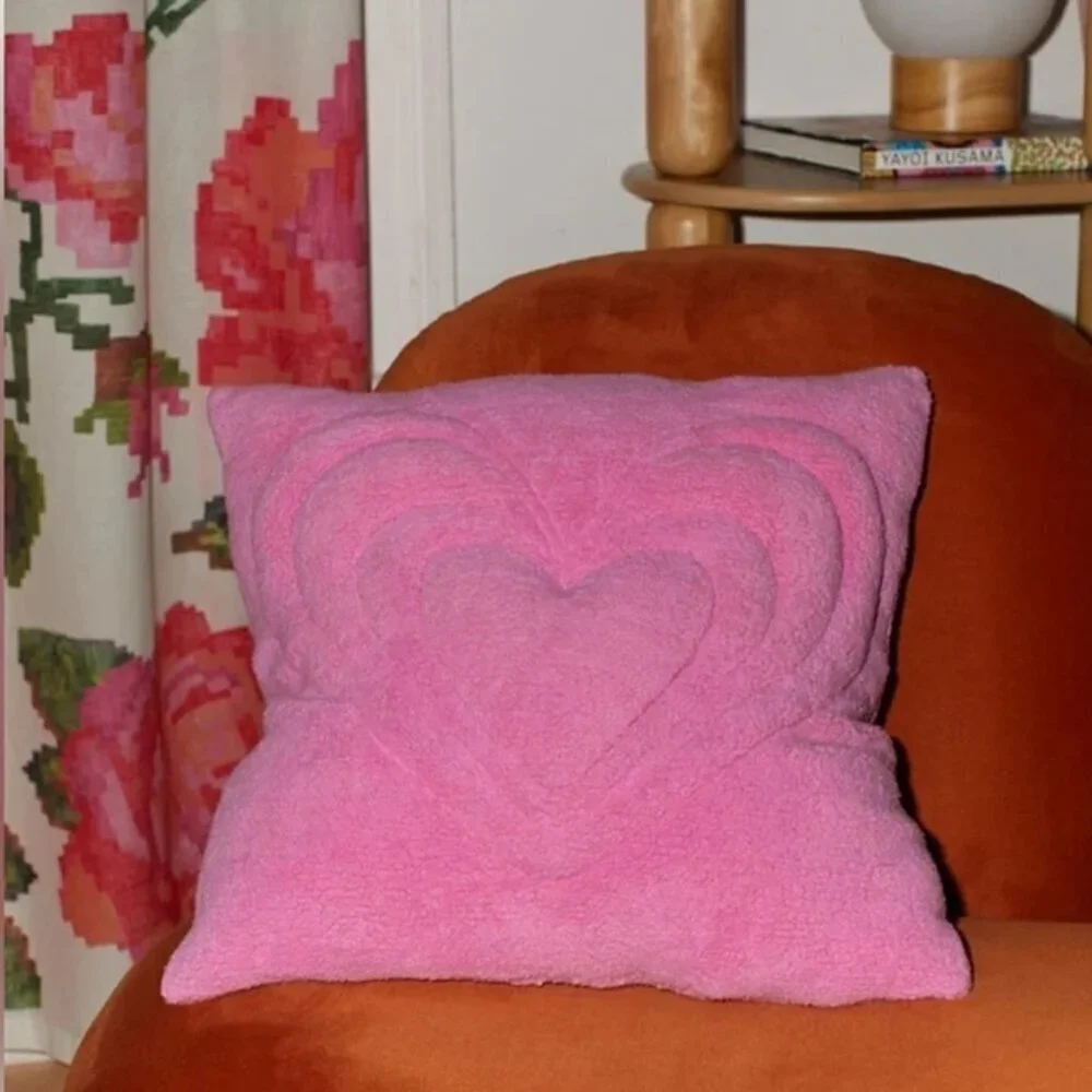 NWT Urban Outfitters Heart Puff Pink Fleece Throw Pillow